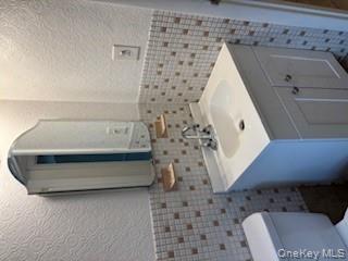 #8 photo, 11 Fairmount Street, Valley Stream , NY 11580