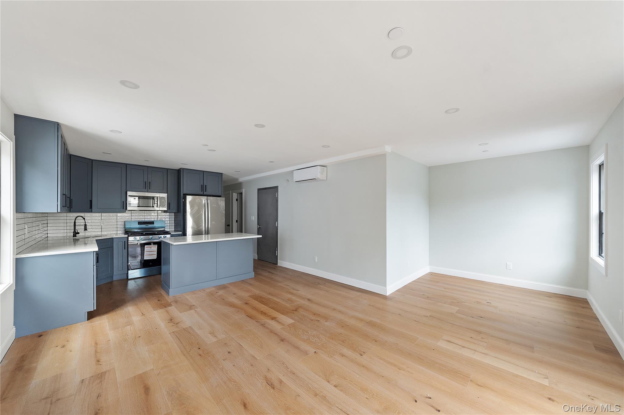 #11 photo, 356 S 10 Avenue, Mount Vernon , NY 10550