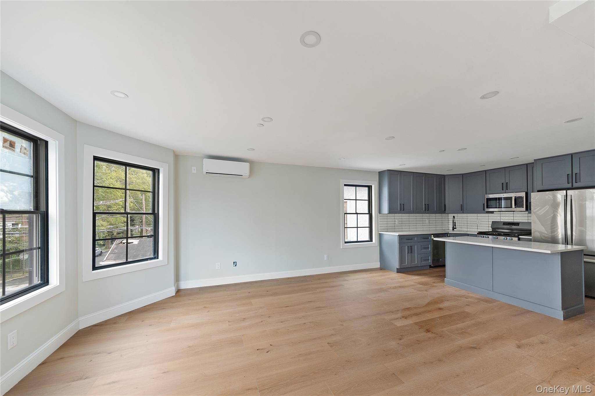 #12 photo, 356 S 10 Avenue, Mount Vernon , NY 10550