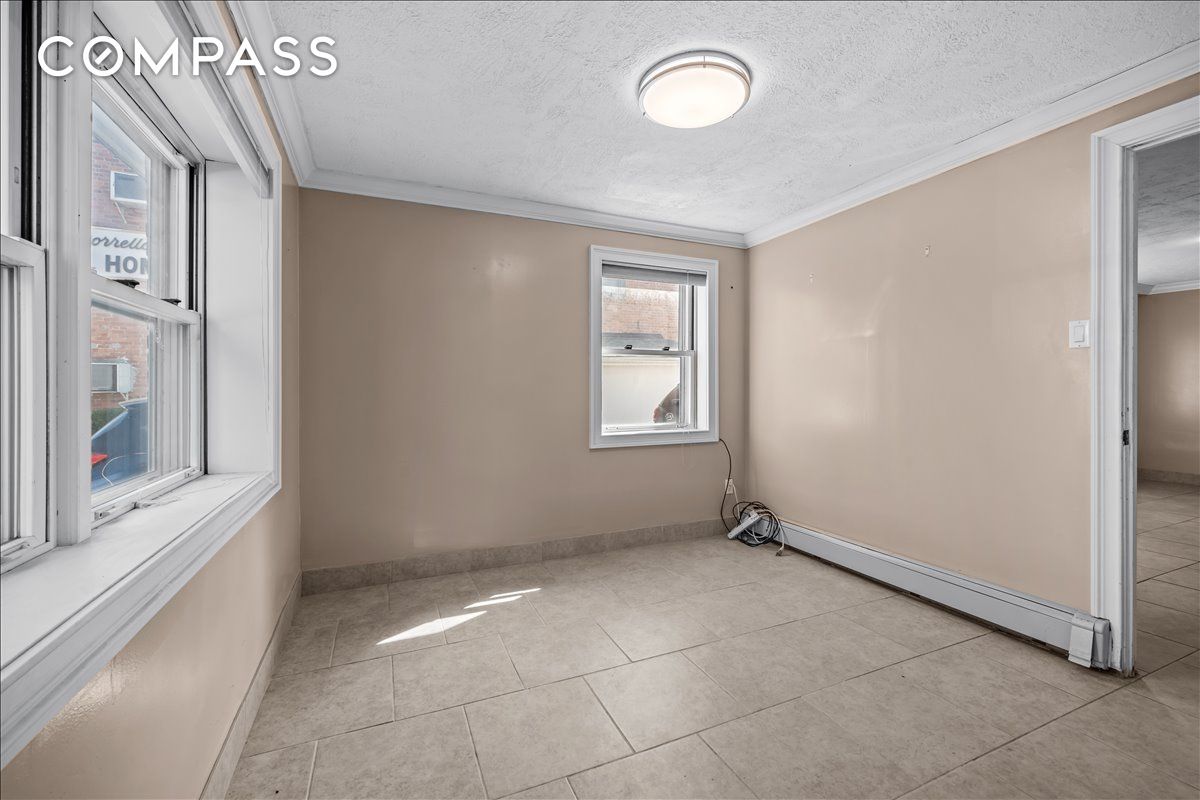 #18 photo, 100-14 159th Avenue, クイーンズ区 Old Howard Beach , NY 11414