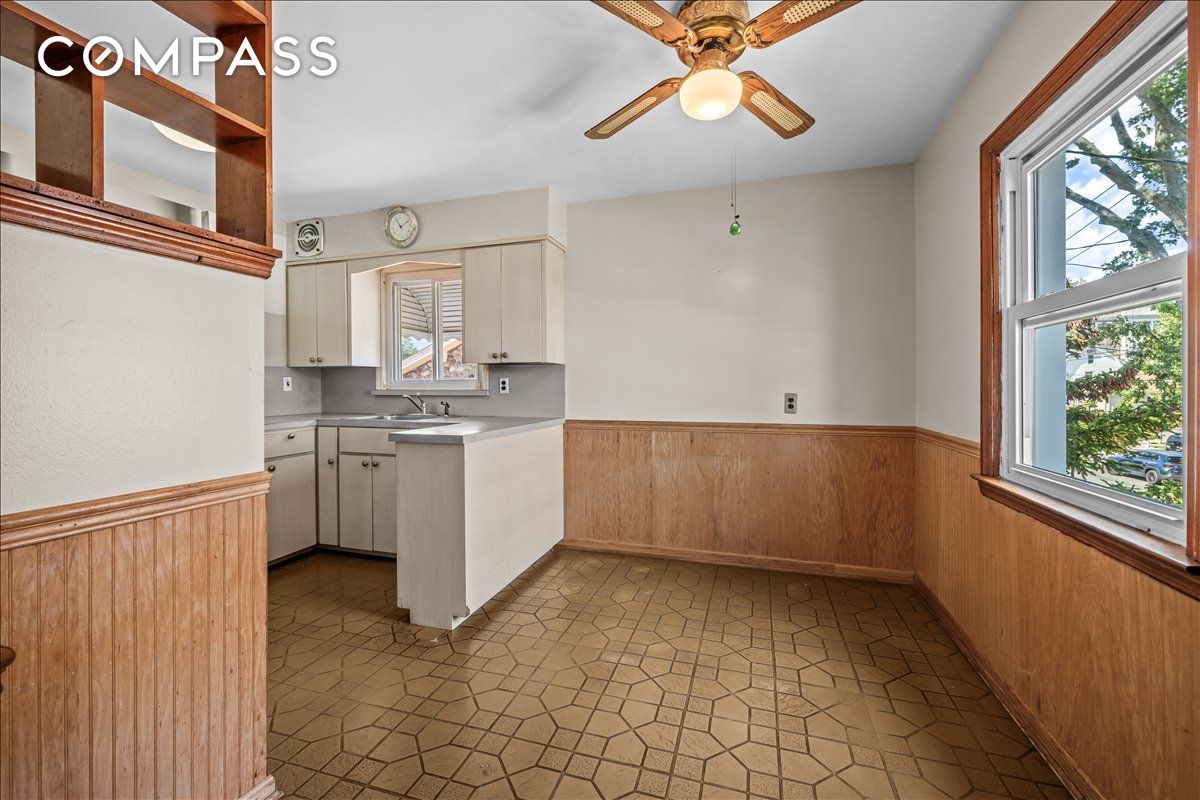 #20 photo, 100-14 159th Avenue, クイーンズ区 Old Howard Beach , NY 11414