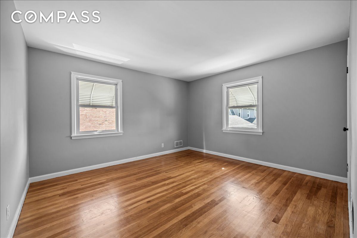 #22 photo, 100-14 159th Avenue, クイーンズ区 Old Howard Beach , NY 11414