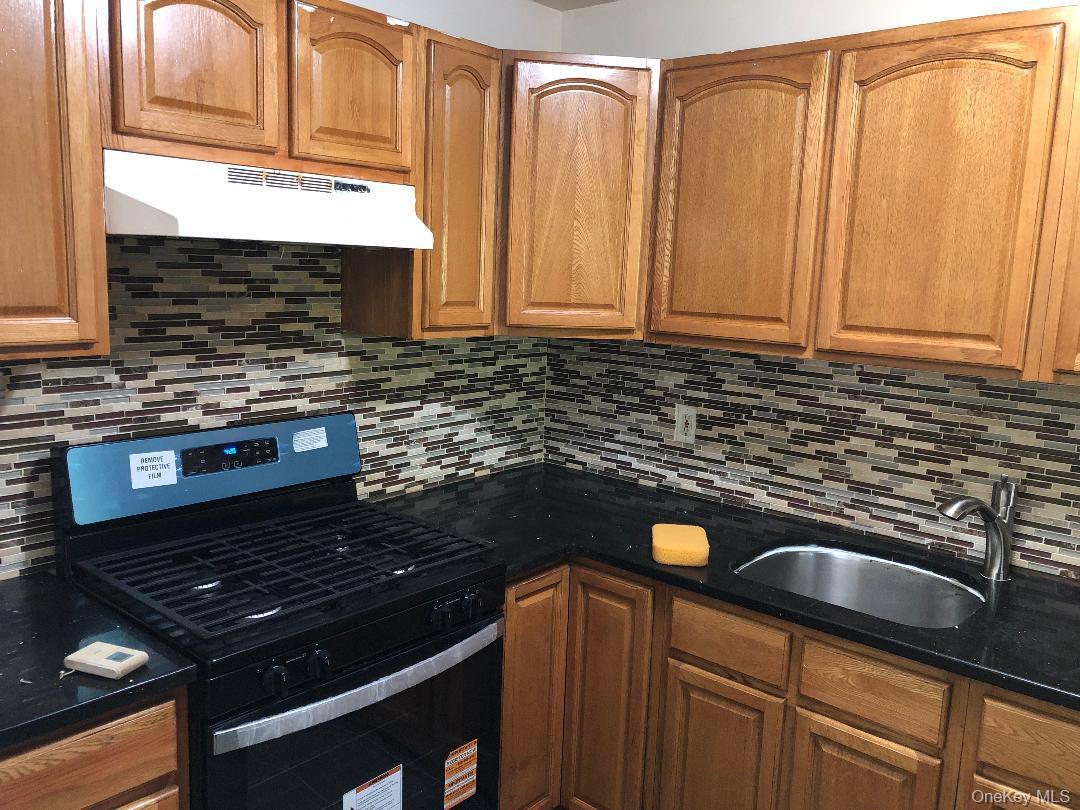 #5 photo, 5737 Arverne Boulevard, Arverne , NY 11692