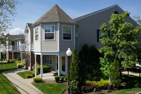 #1 photo, 55 Fifth Avenue, Bay Shore , NY 11706