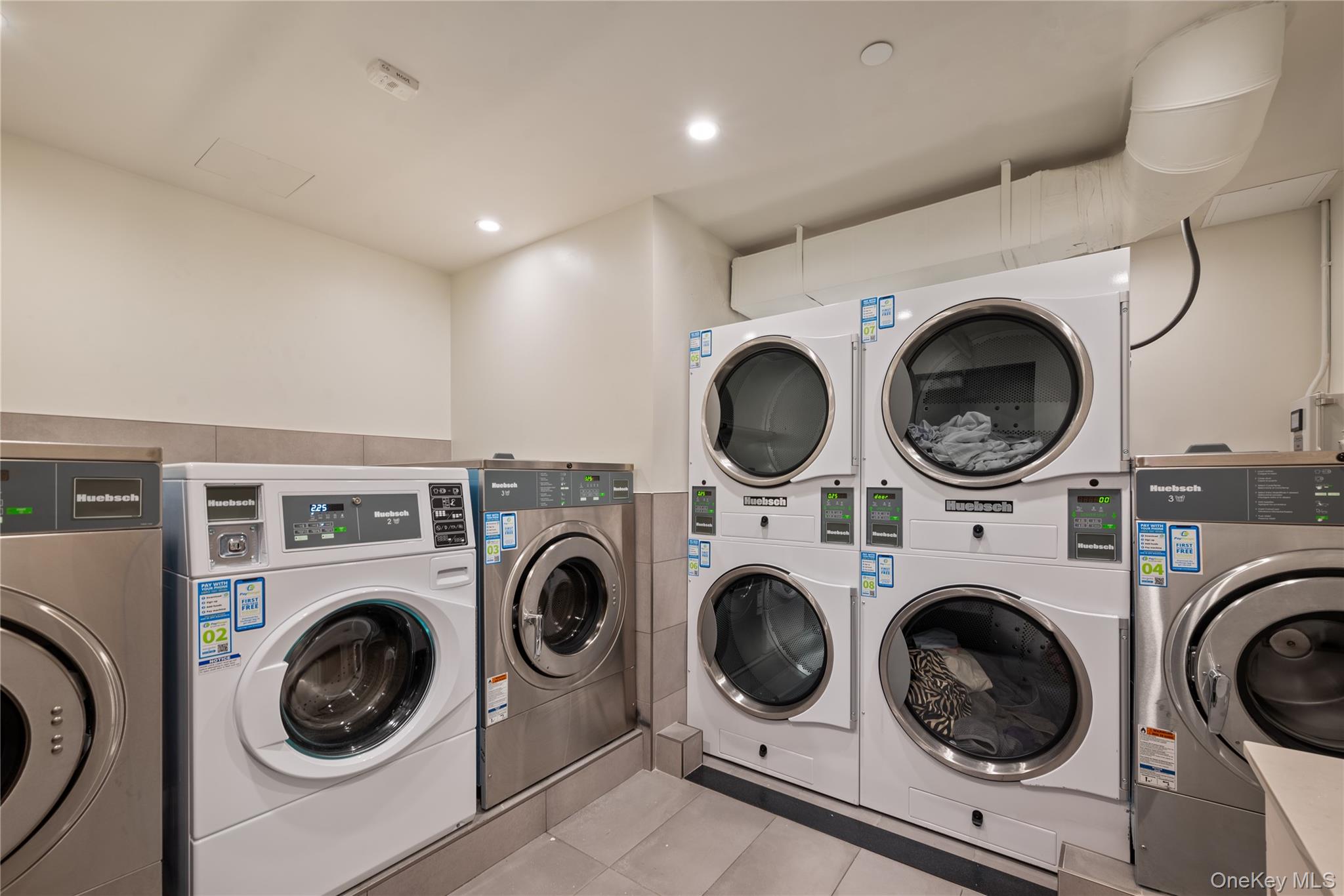 #16 photo, 15310 Unit #804 88th Avenue, Jamaica , NY 11432