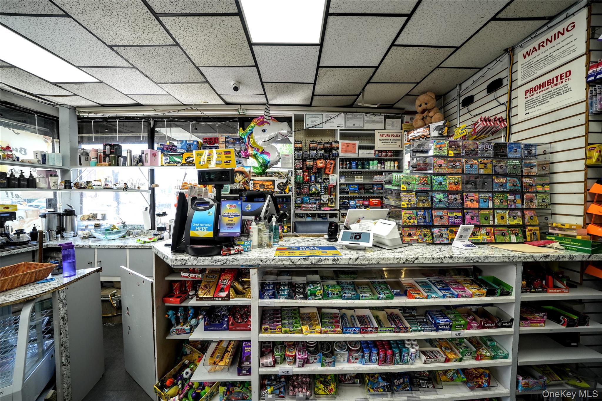 #5 photo, 6874 Fresh Pond Road, クイーンズ区 Ridgewood , NY 11385