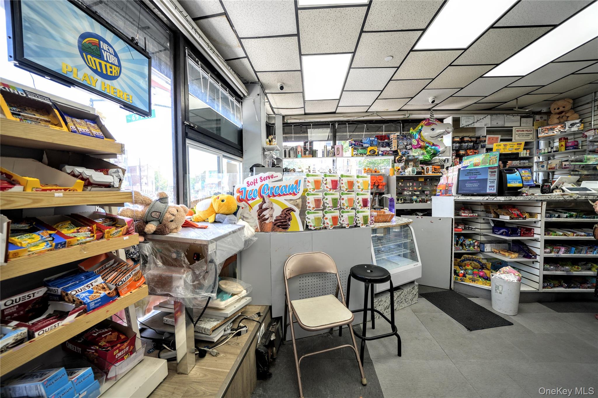 #6 photo, 6874 Fresh Pond Road, クイーンズ区 Ridgewood , NY 11385