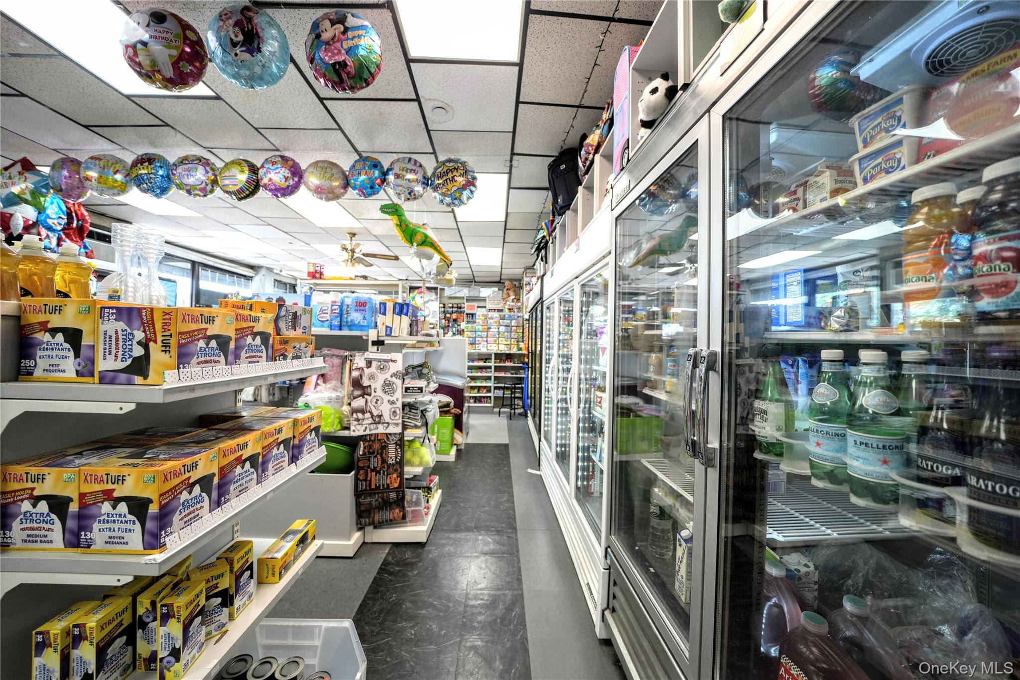 #8 photo, 6874 Fresh Pond Road, クイーンズ区 Ridgewood , NY 11385