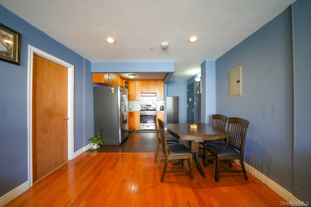 #7 photo, 311 Saint Nicholas Avenue, クイーンズ区 Ridgewood , NY 11385