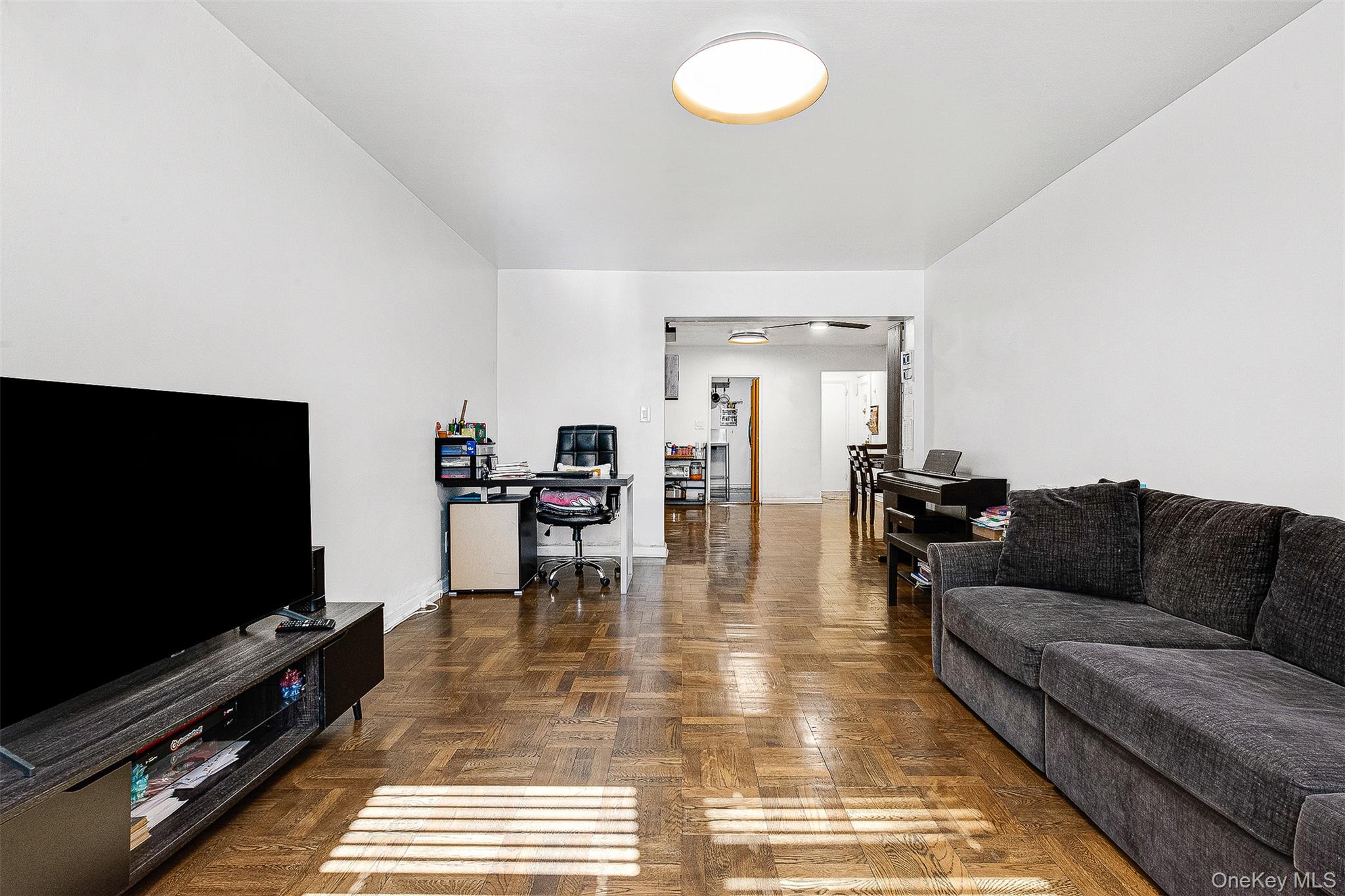 #15 photo, 102-55 67th Drive, クイーンズ区 Forest Hills , NY 11375