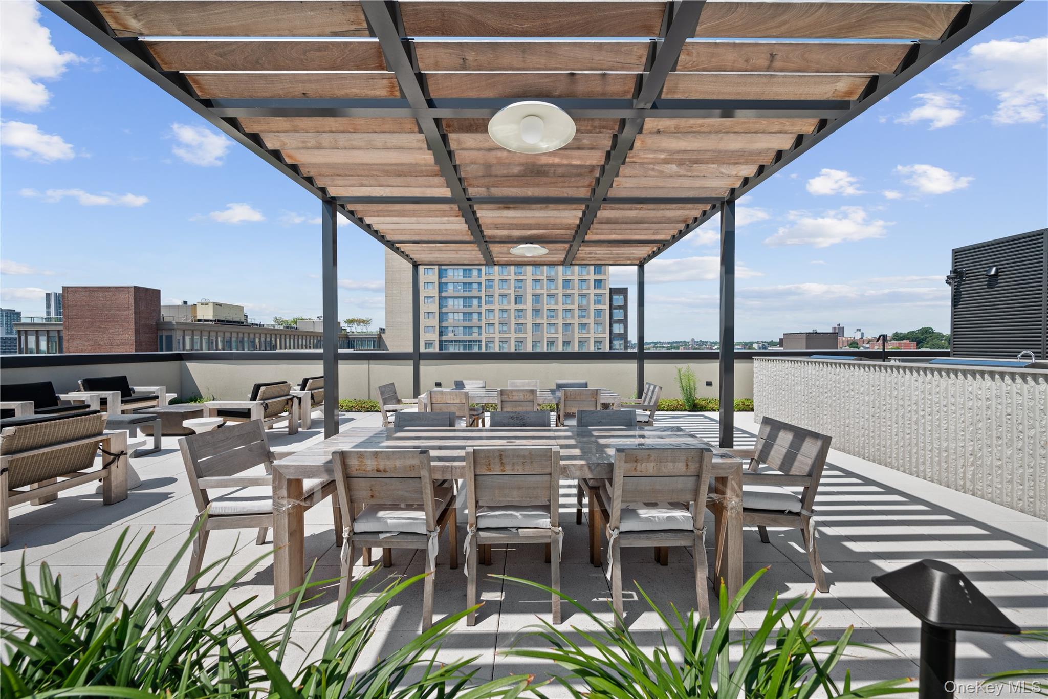 #18 photo, 15310 Unit 601 88th Avenue, Jamaica , NY 11432