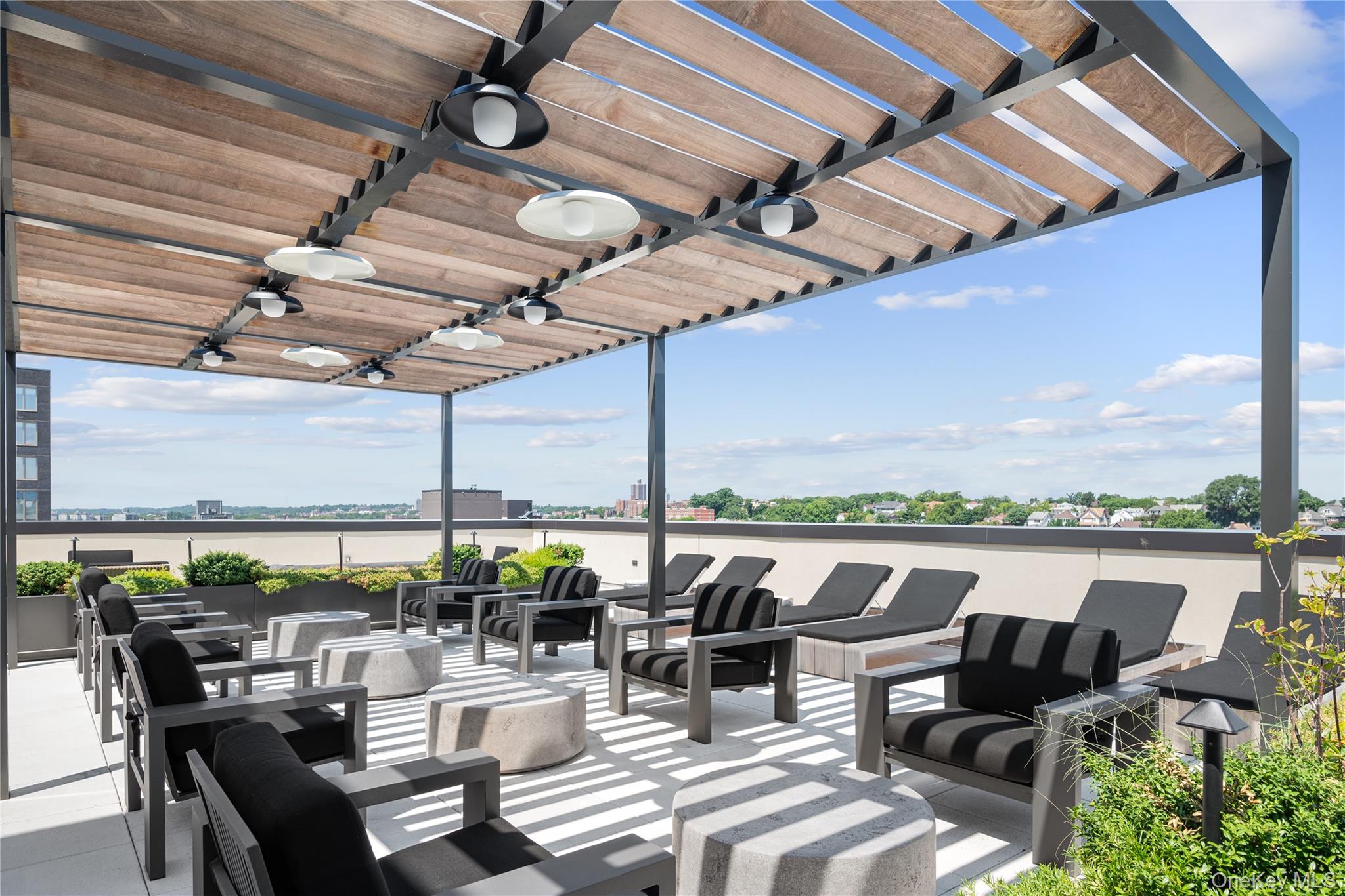 #19 photo, 15310 Unit 601 88th Avenue, Jamaica , NY 11432