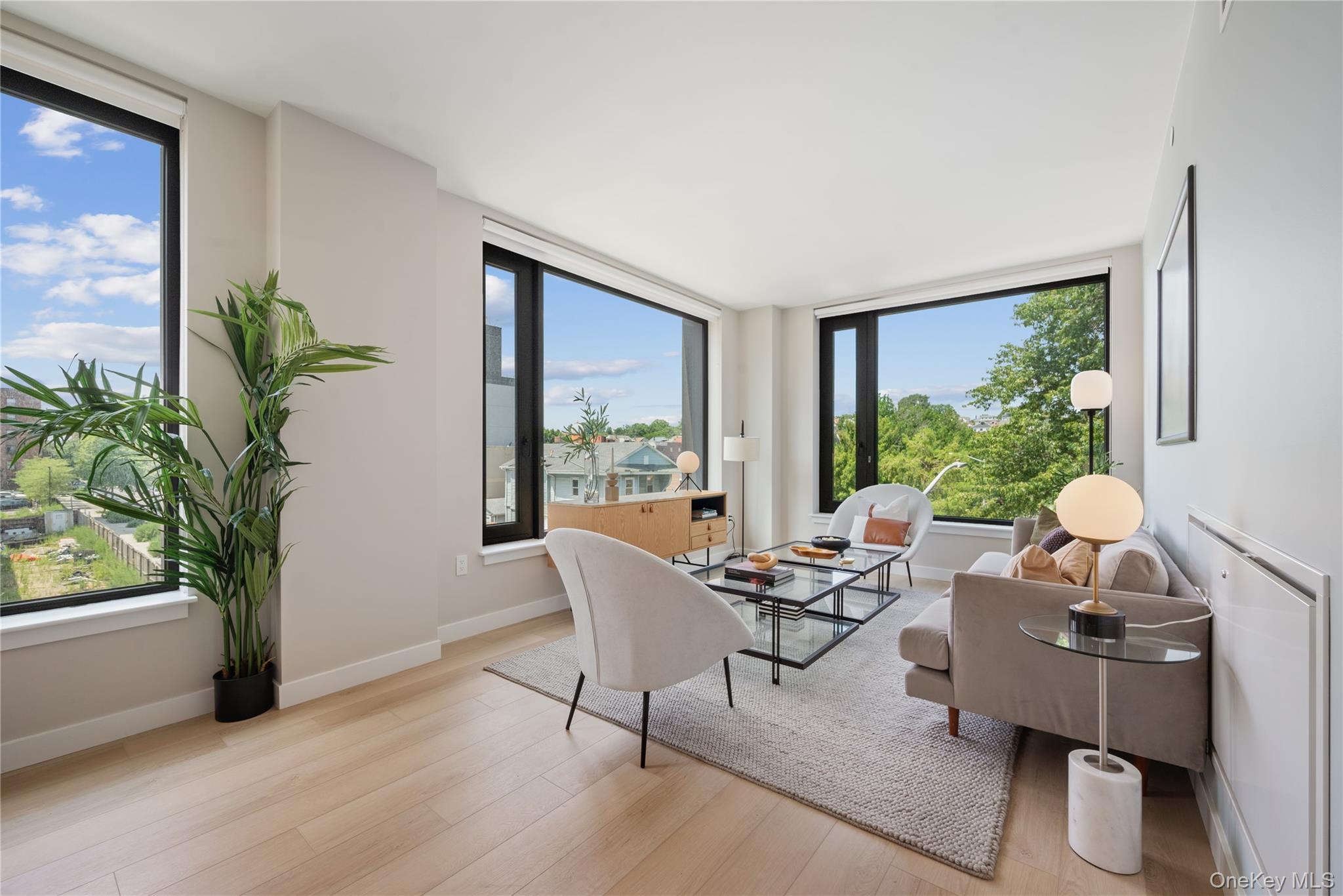 #4 photo, 15310 Unit 601 88th Avenue, Jamaica , NY 11432