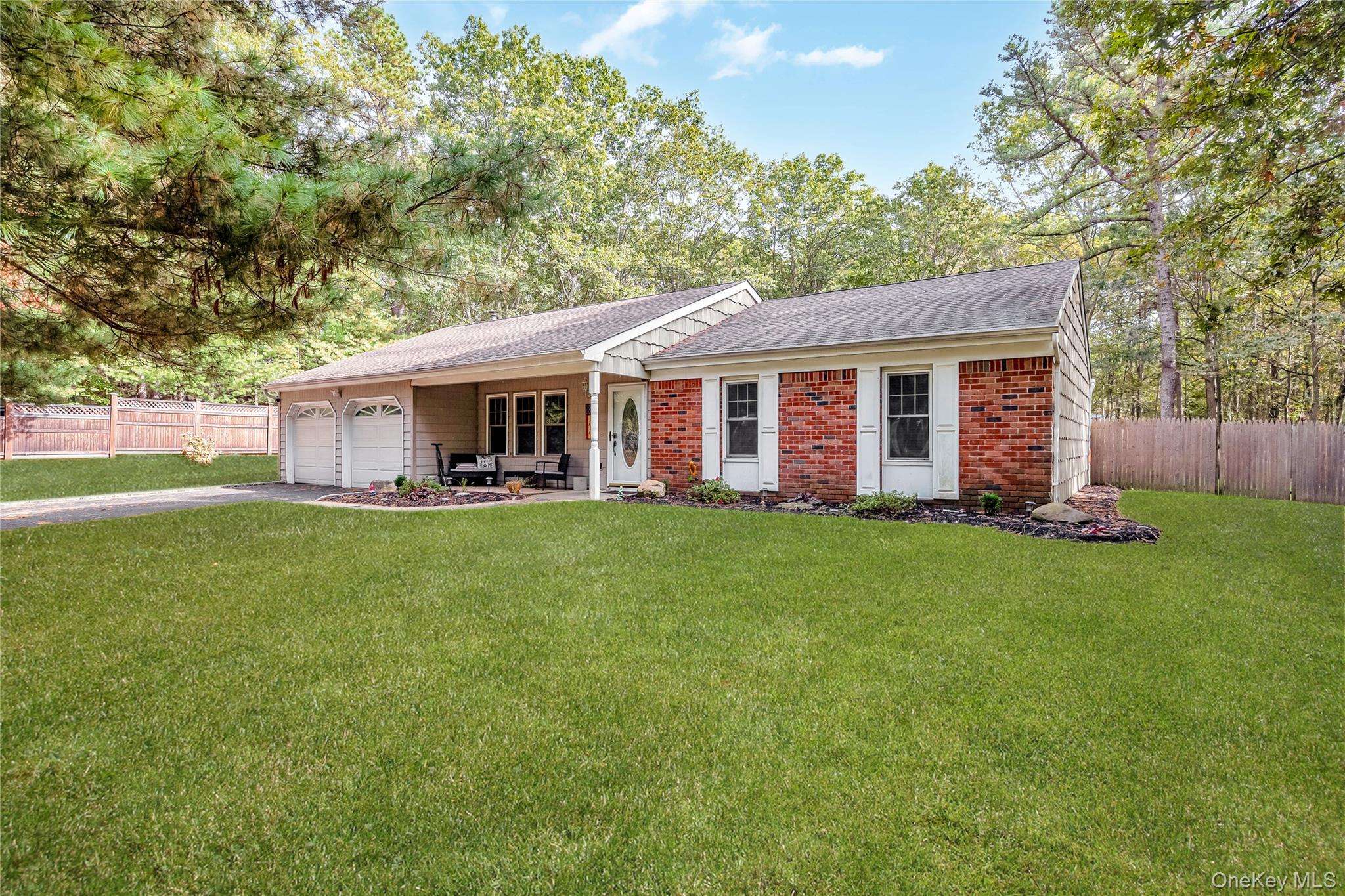 #4 photo, 11 Cobblestone Drive, サフォーク郡 Ridge , NY 11961