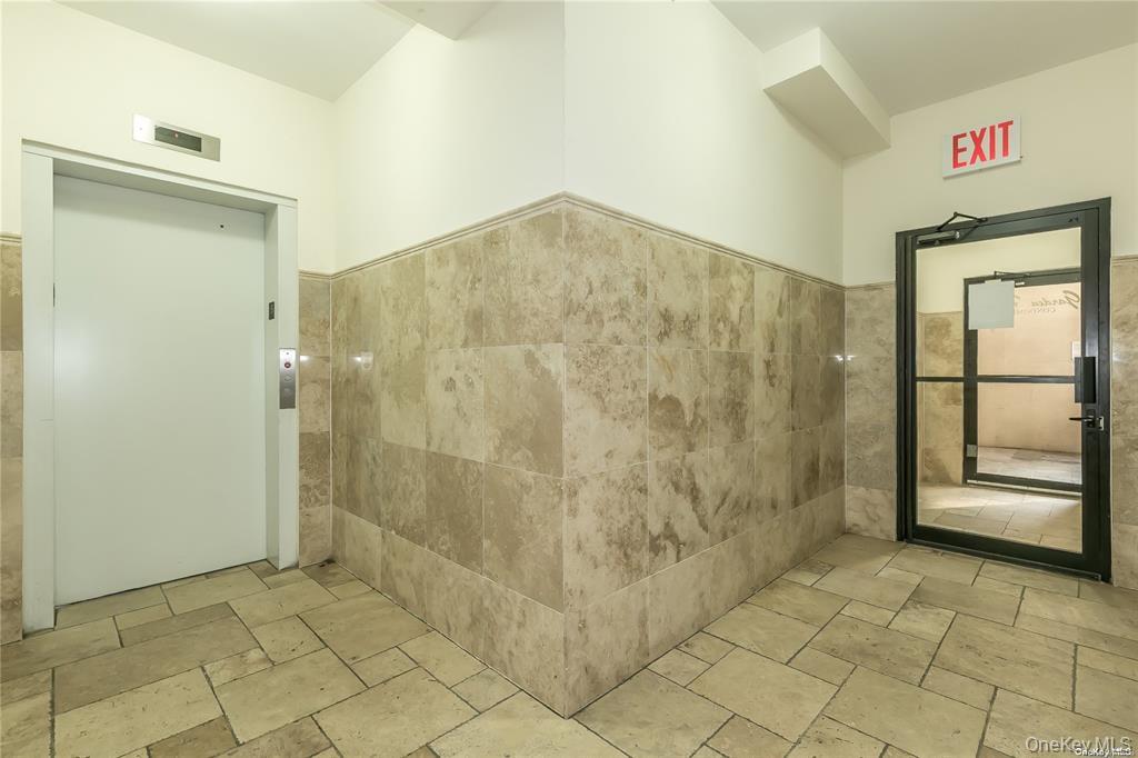 #3 photo, 7119 162nd Street, クイーンズ区 Fresh Meadows , NY 11365