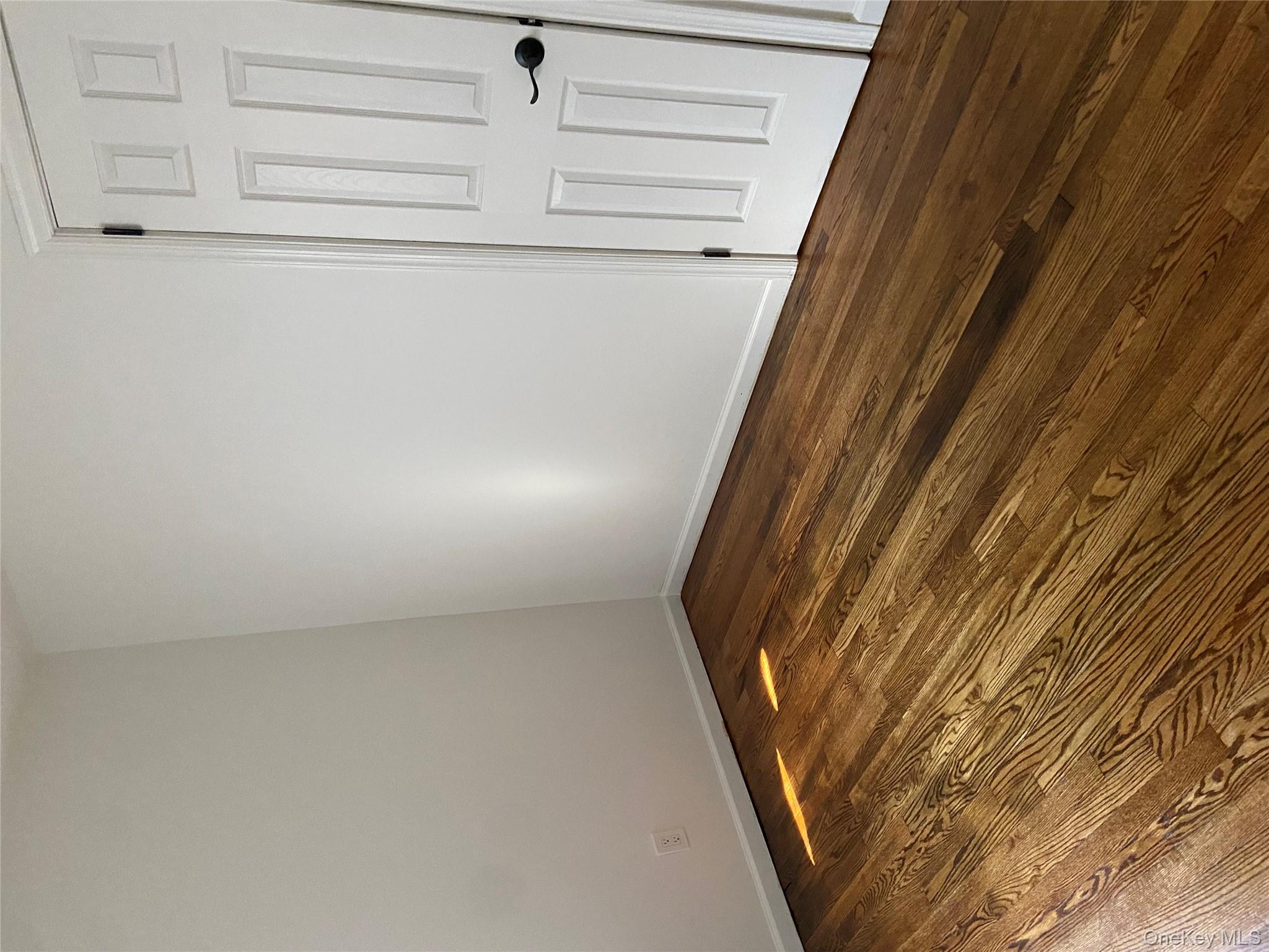 #11 photo, 18 Hitchcock Lane, Farmingdale , NY 11735