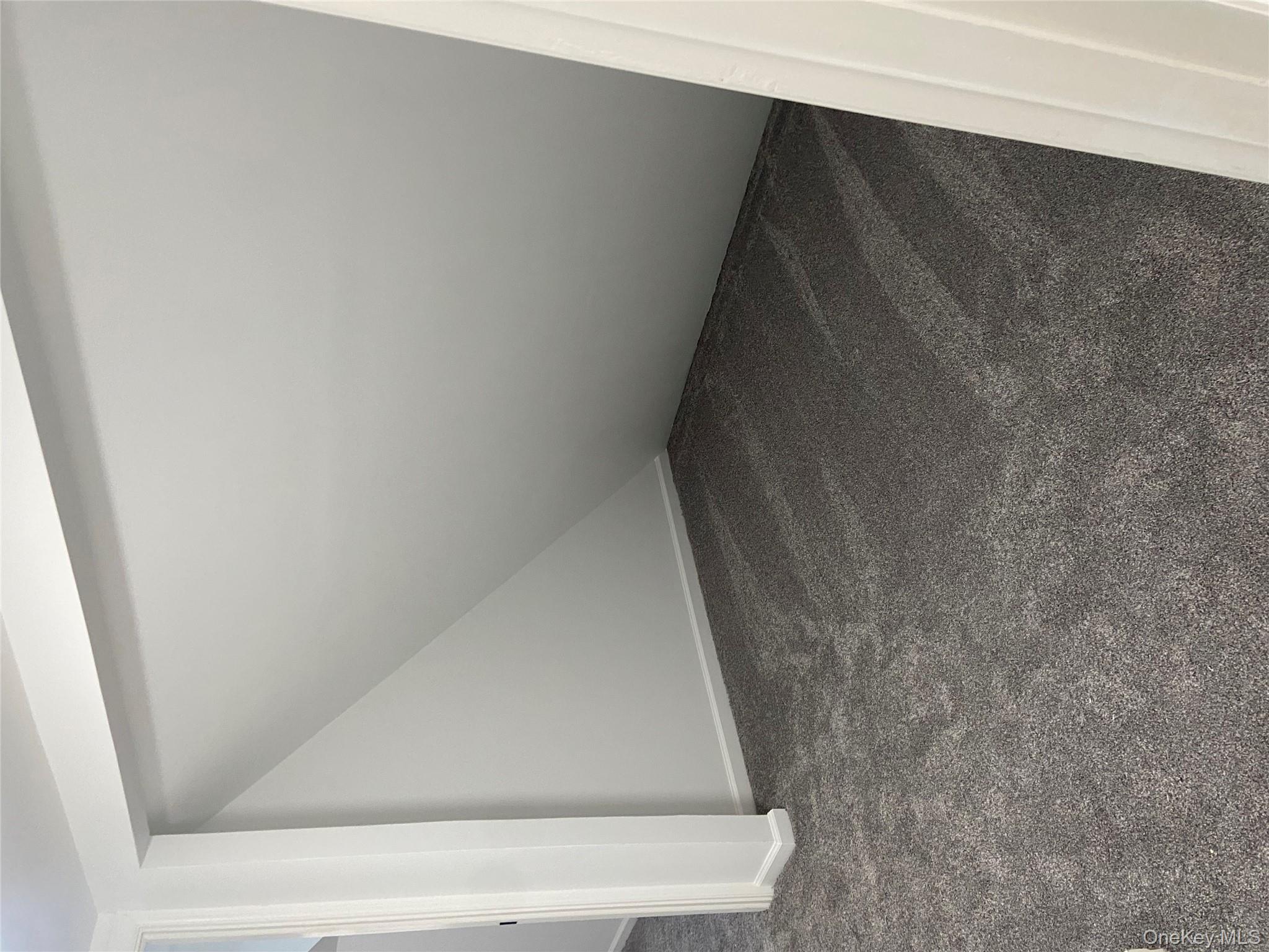 #18 photo, 18 Hitchcock Lane, Farmingdale , NY 11735