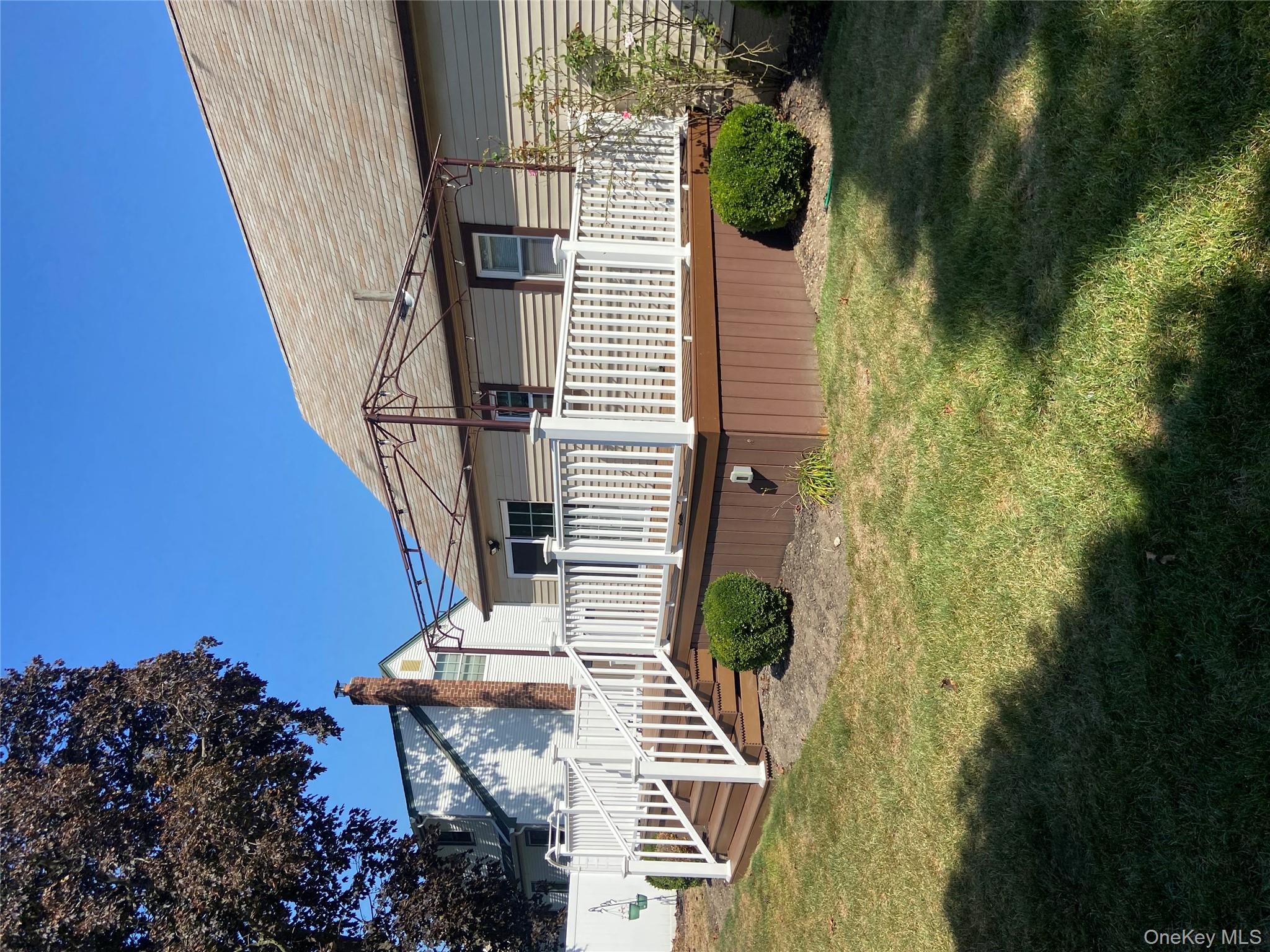 #20 photo, 18 Hitchcock Lane, Farmingdale , NY 11735