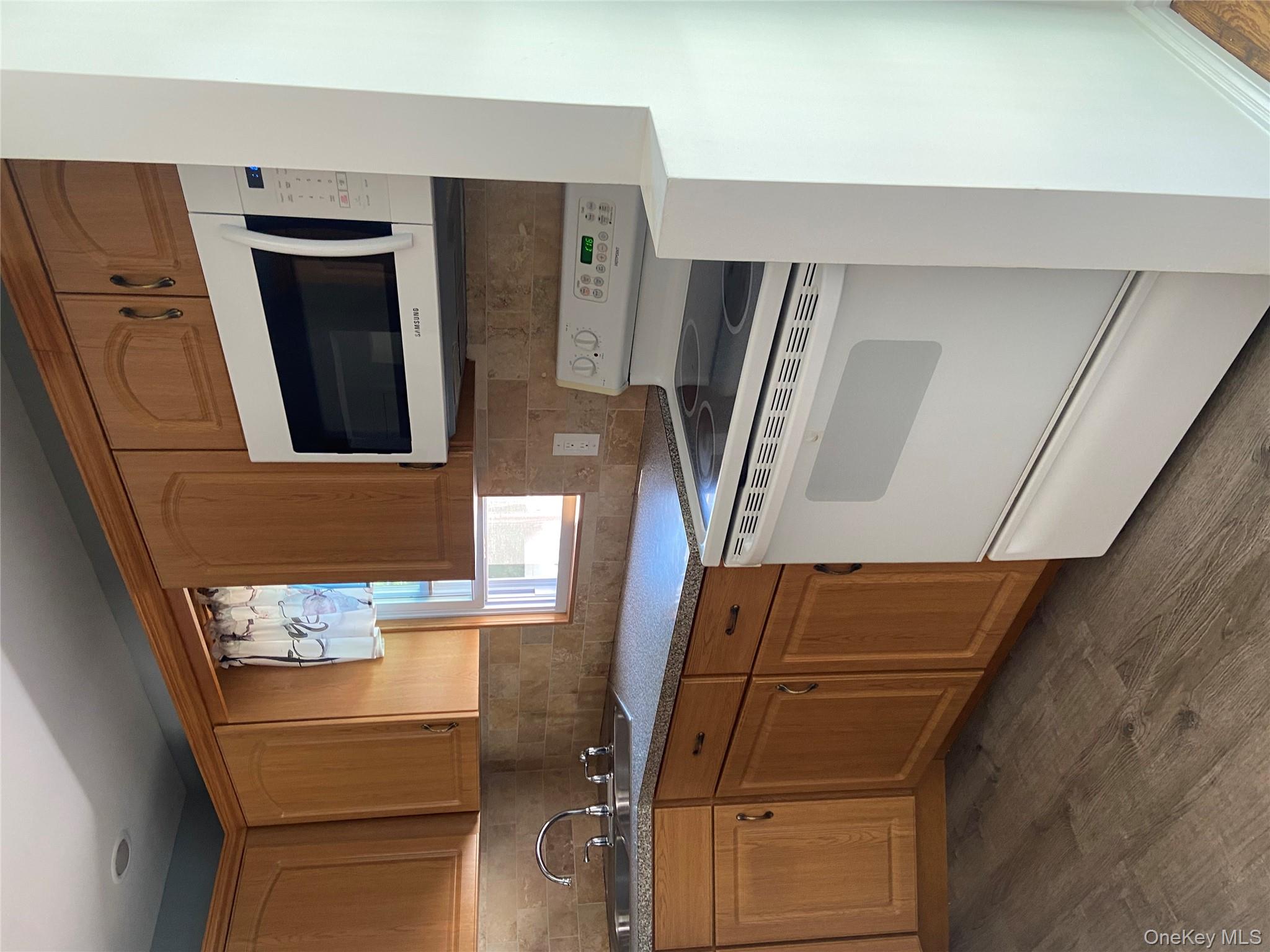 #5 photo, 18 Hitchcock Lane, Farmingdale , NY 11735