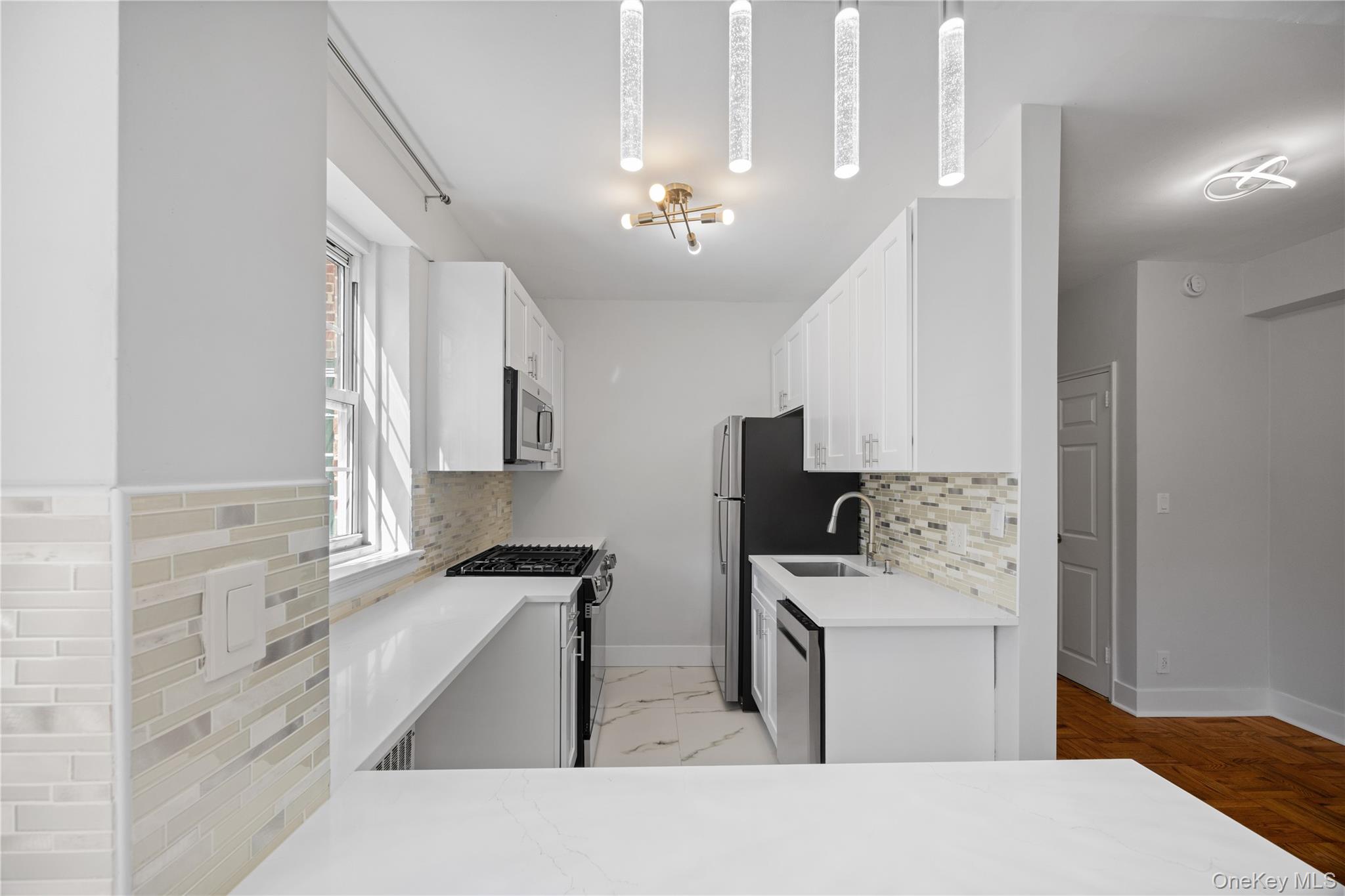 #4 photo, 230 Pelham Road, New Rochelle , NY 10805