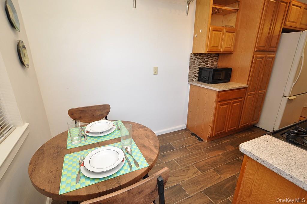 #17 photo, 142 Garth Road, Scarsdale , NY 10583