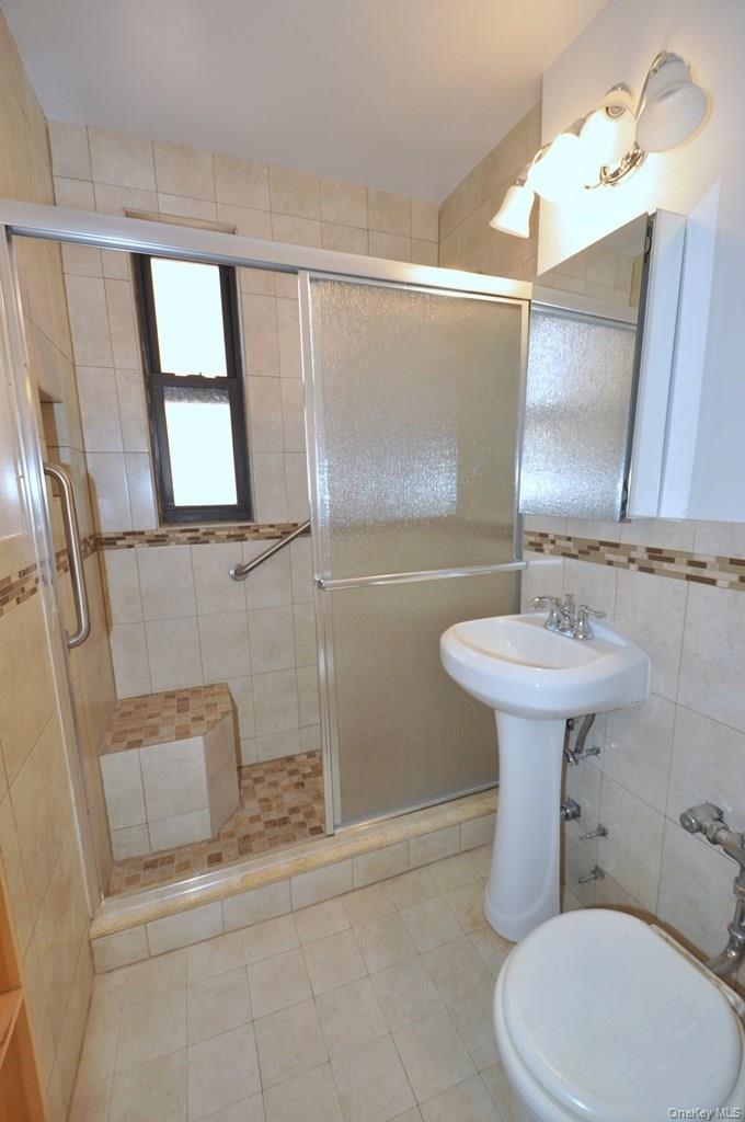 #19 photo, 142 Garth Road, Scarsdale , NY 10583