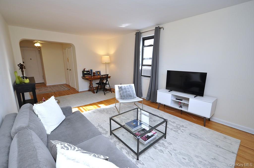 #7 photo, 142 Garth Road, Scarsdale , NY 10583