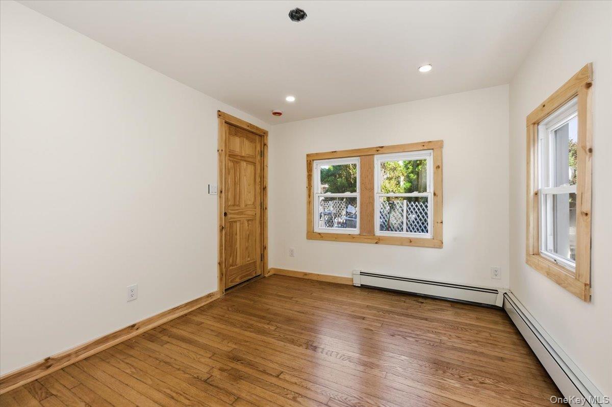 #7 photo, 132A Raymond Street, Rockville Centre , NY 11570