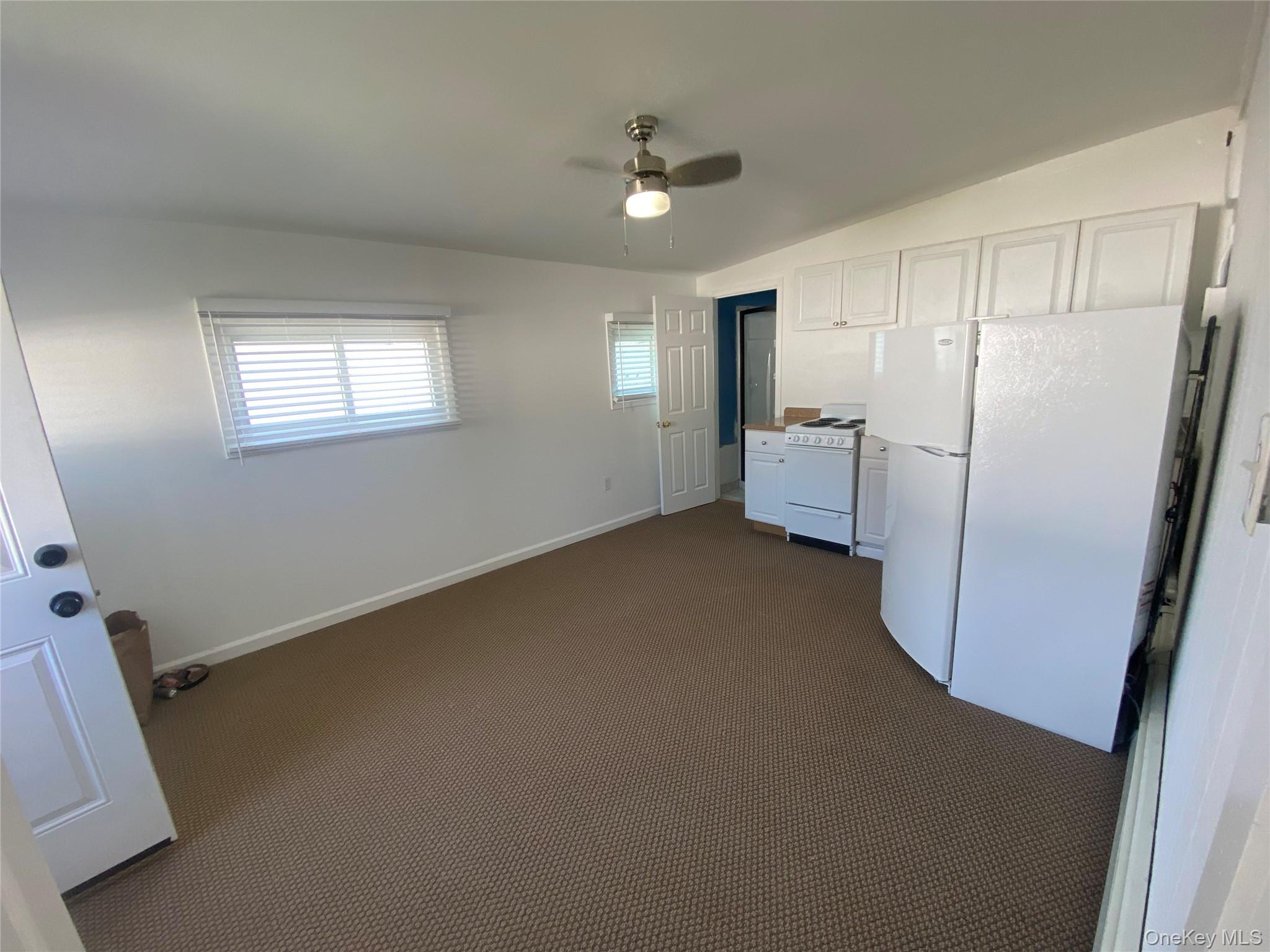 #4 photo, 125 Haven Lane, Levittown , NY 11756