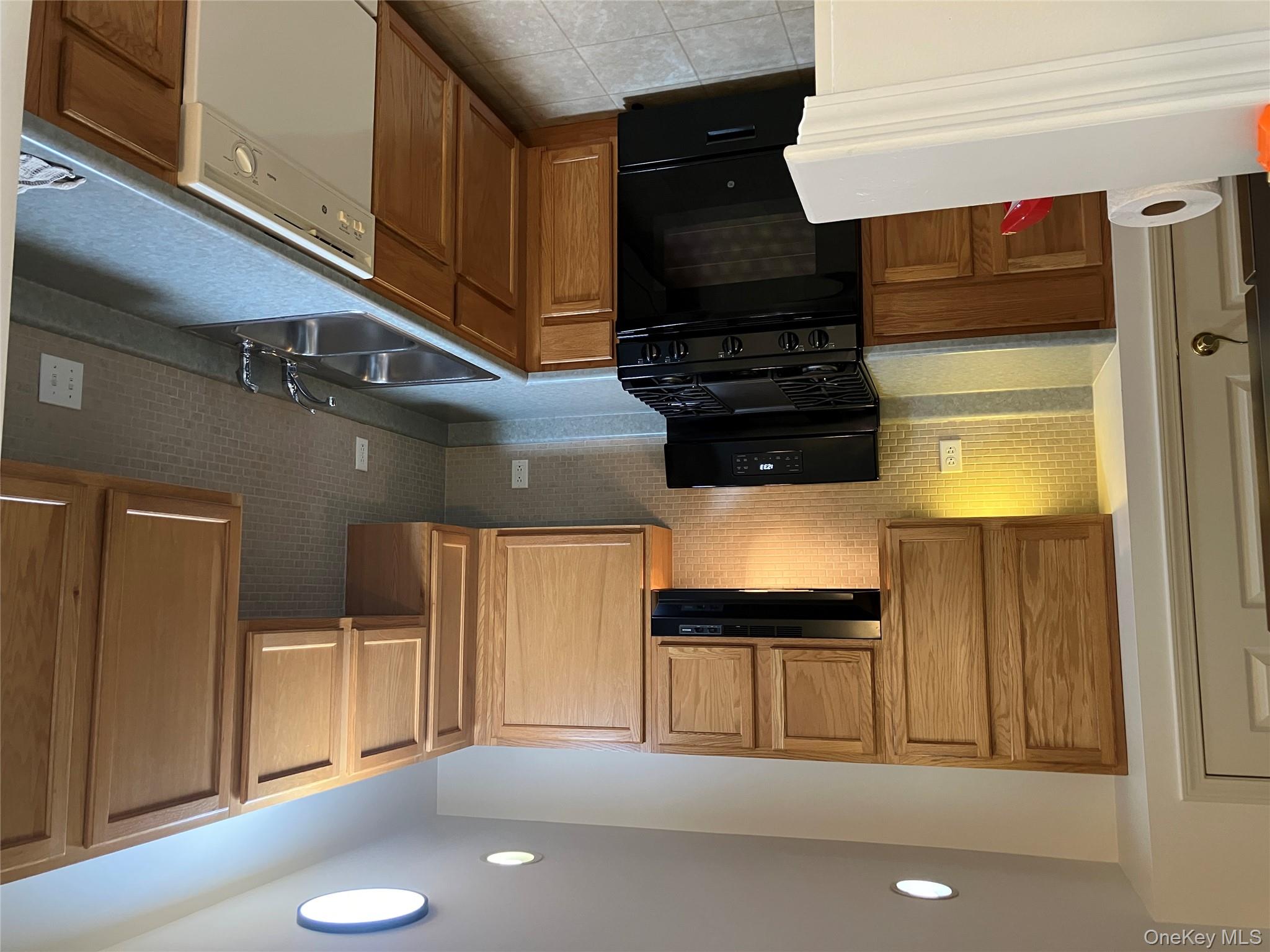 #3 photo, 1066 Maggie Road, Newburgh , NY 12550