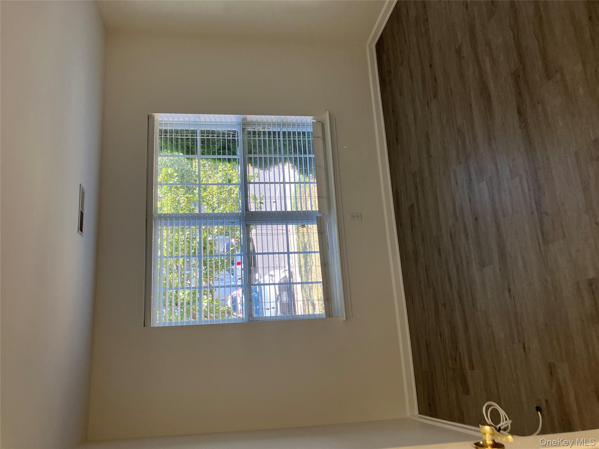 #8 photo, 1066 Maggie Road, Newburgh , NY 12550