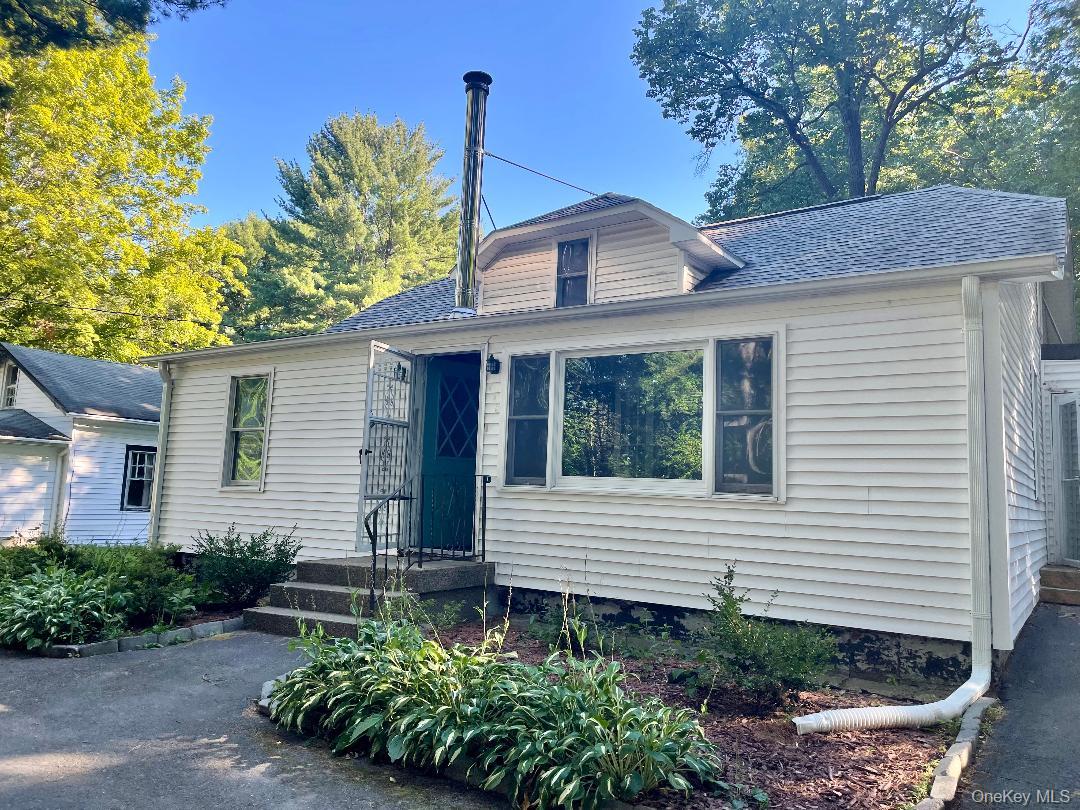 #1 photo, 129 Gypsy Point Road, Catskill , NY 12414