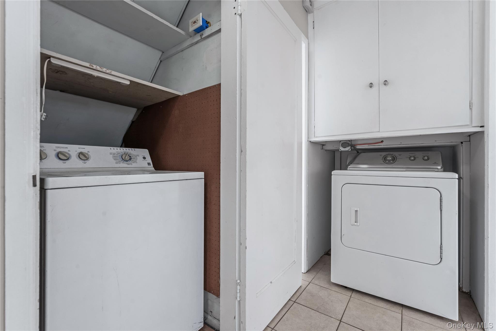 #12 photo, 71 Chimney Lane, Levittown , NY 11756