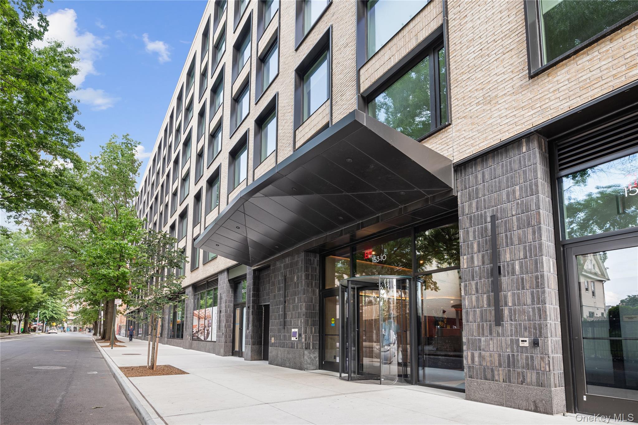 #2 photo, 15310 Unit 328 88th Avenue, Jamaica , NY 11432