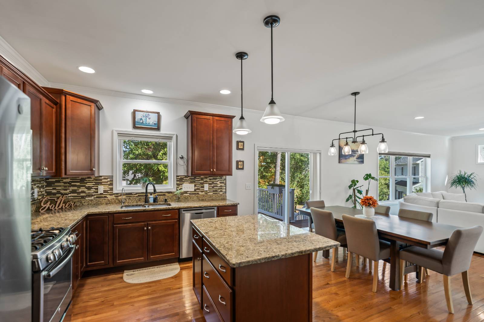 #18 photo, 19 Ridgewood Dr, Mechanicville , NY 12118