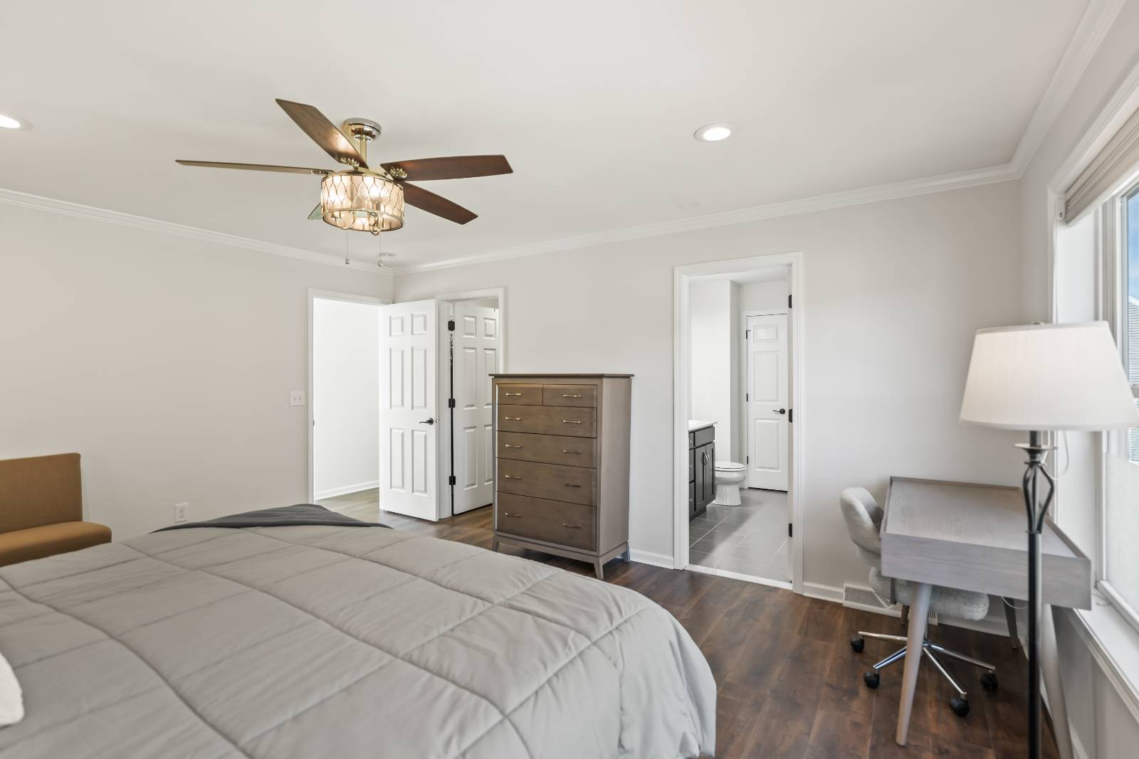 #32 photo, 19 Ridgewood Dr, Mechanicville , NY 12118