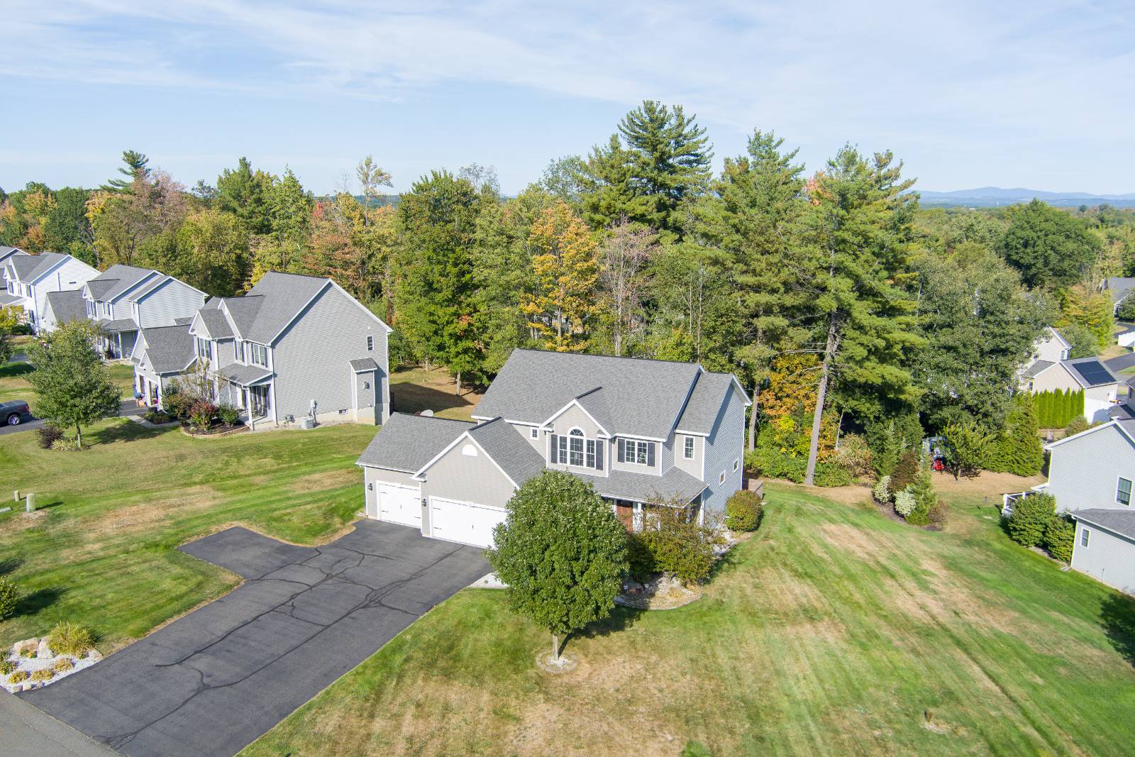 #5 photo, 19 Ridgewood Dr, Mechanicville , NY 12118