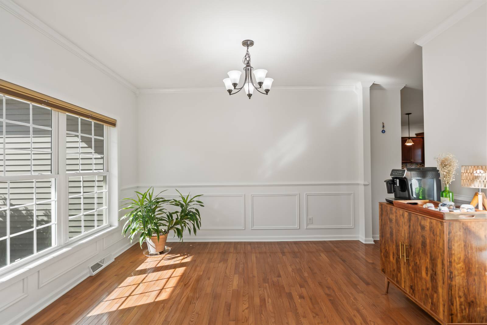 #9 photo, 19 Ridgewood Dr, Mechanicville , NY 12118