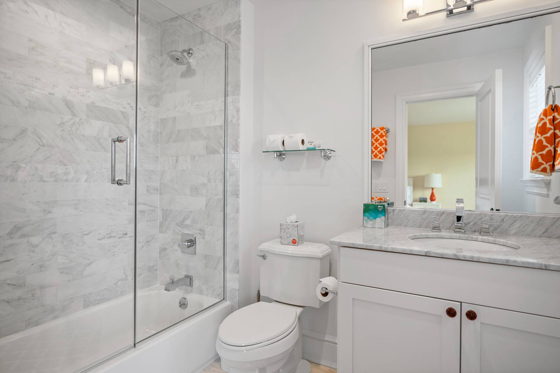 #21 photo, 4 Spring Lane, サフォーク郡 Southampton , NY 11968