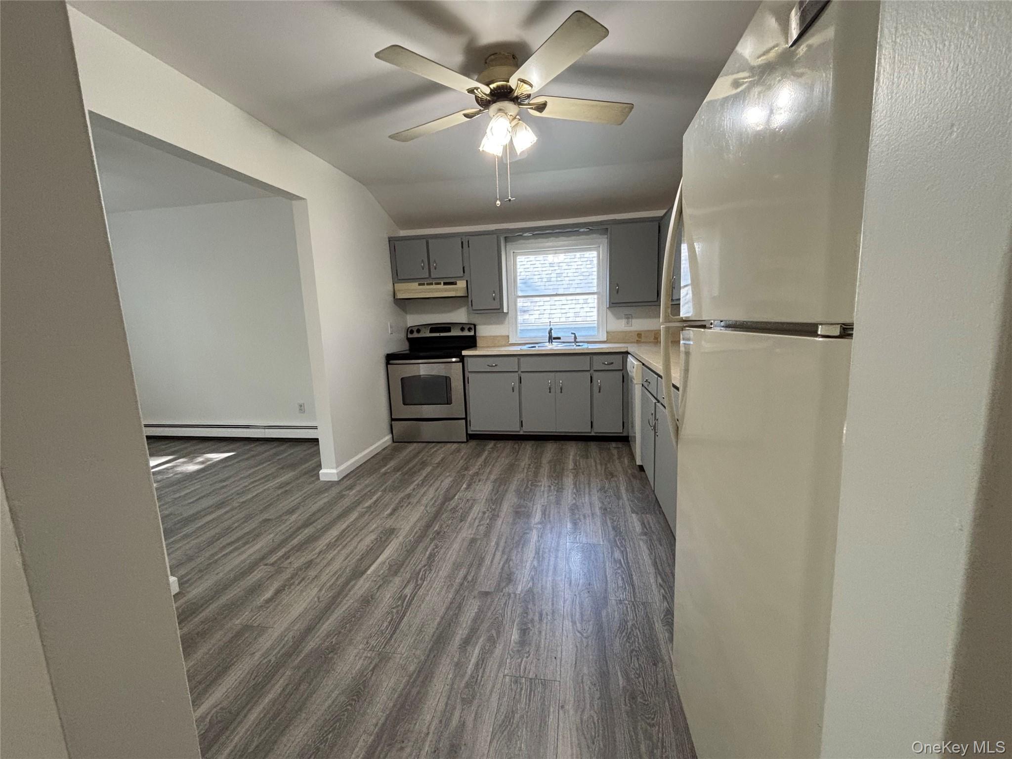 #20 photo, 679A Meadow Road, Smithtown , NY 11787