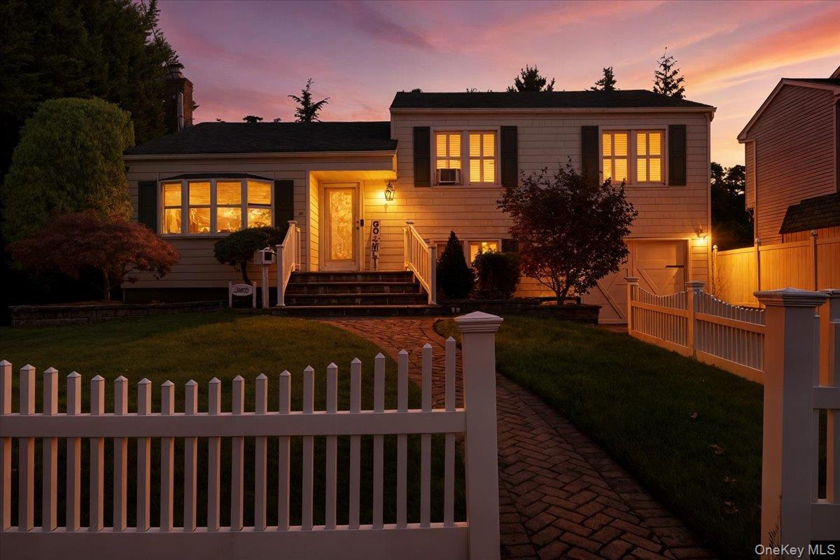 #1 photo, 3405 Lufberry Avenue, ナッソー郡 Wantagh , NY 11793