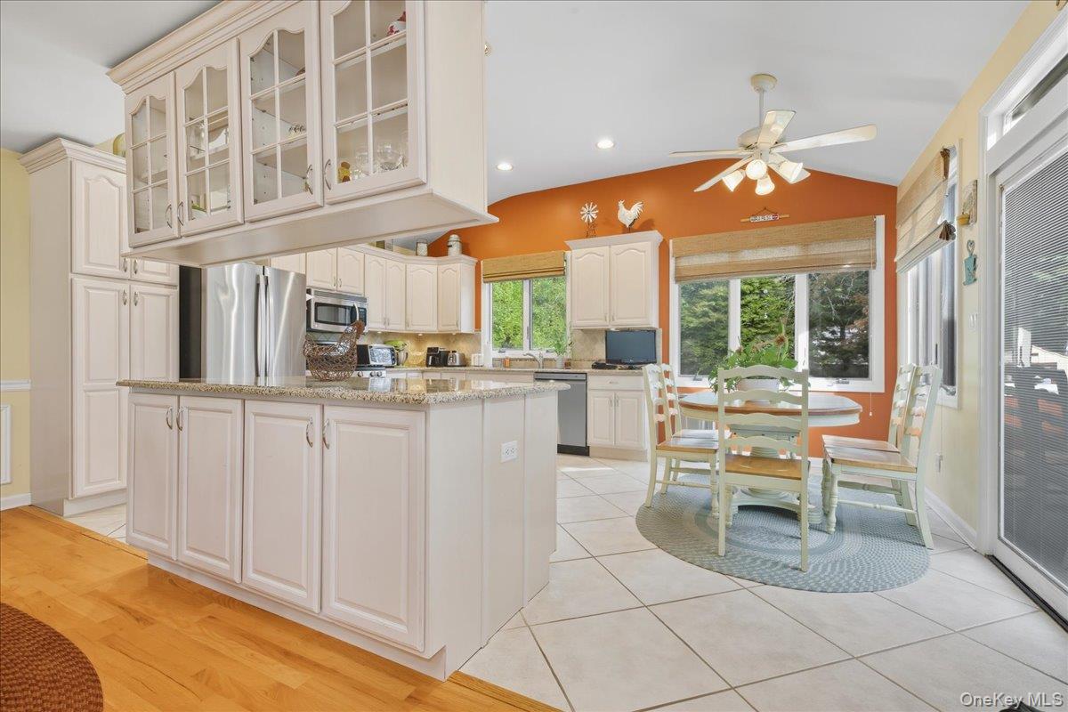 #15 photo, 3405 Lufberry Avenue, ナッソー郡 Wantagh , NY 11793