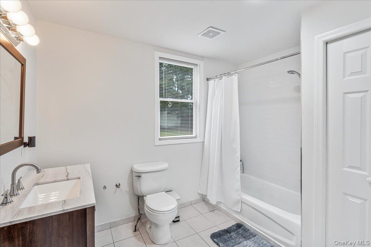 #12 photo, 5 Sycamore Street, Centereach , NY 11720