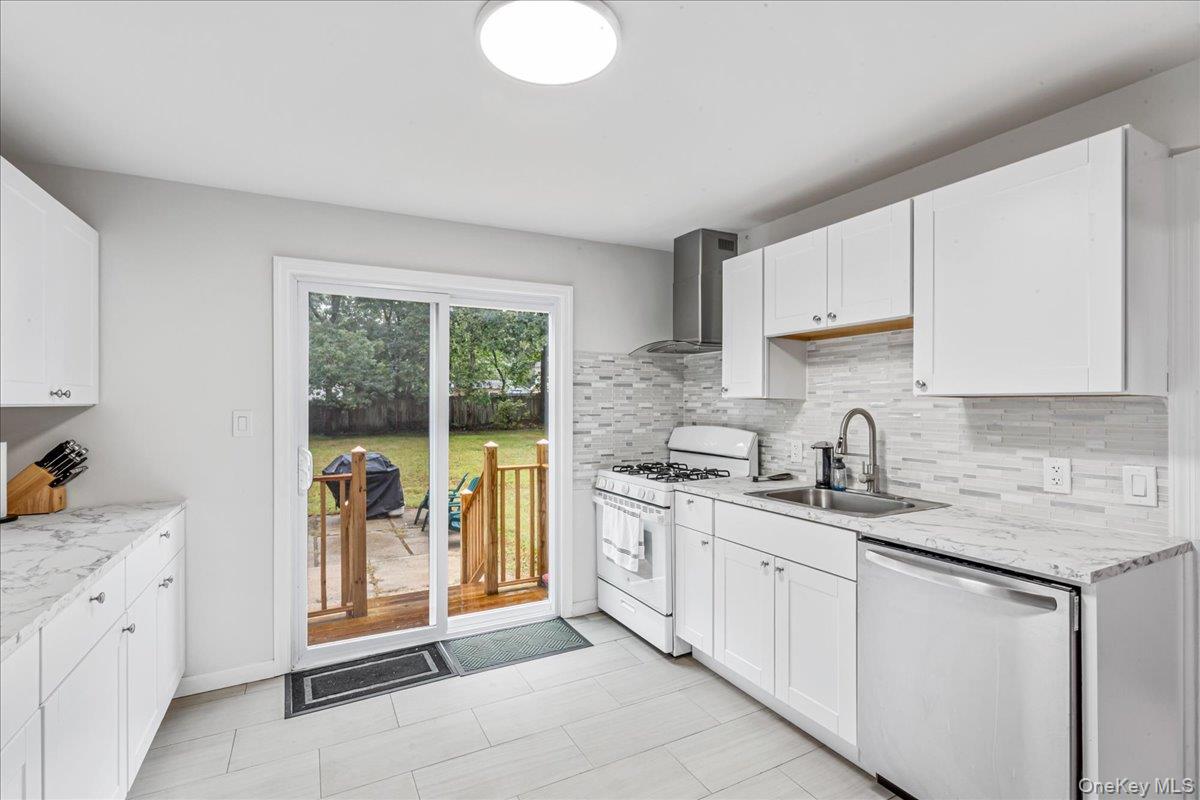 #7 photo, 5 Sycamore Street, Centereach , NY 11720