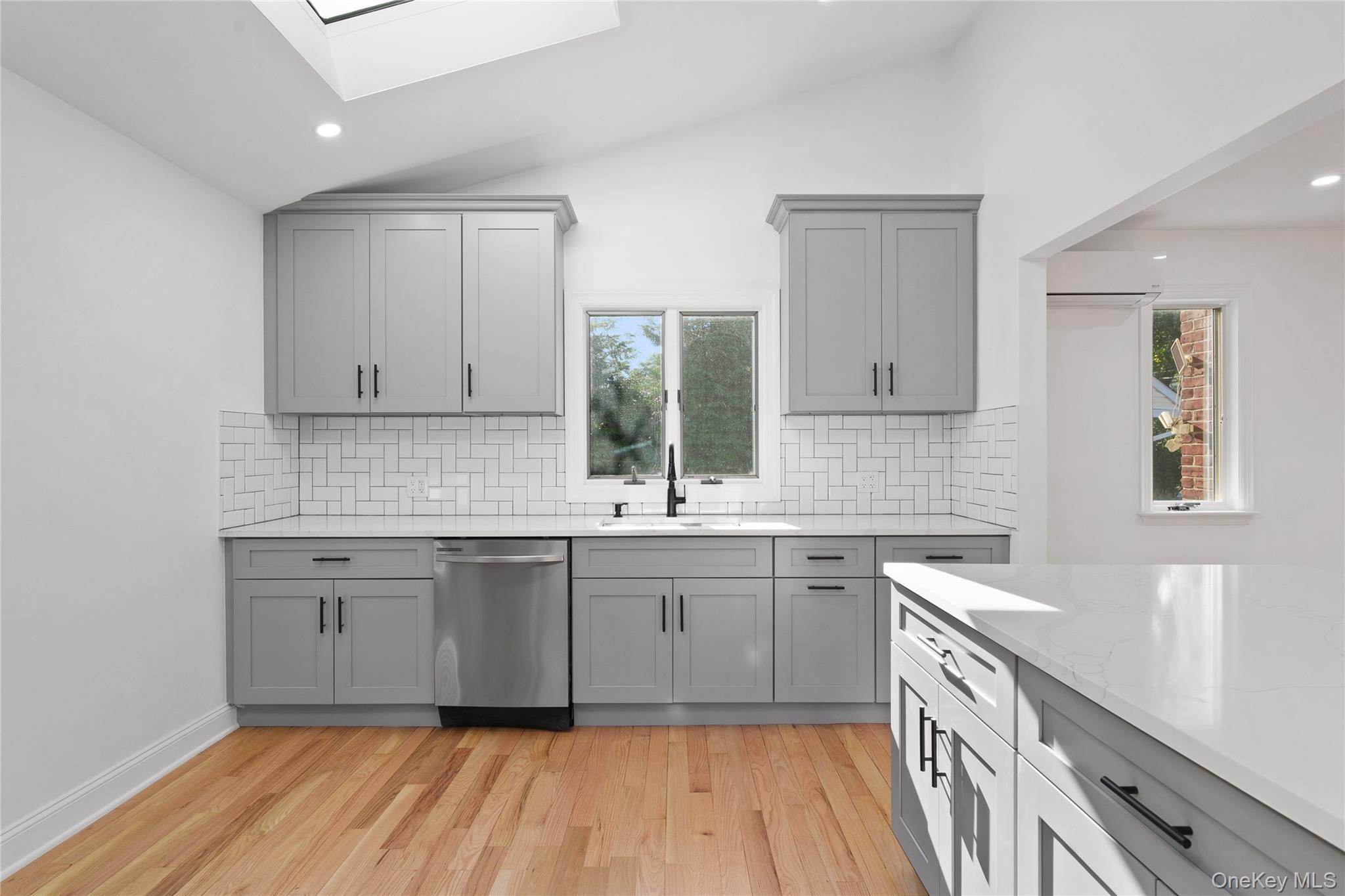 #15 photo, 53 E 13th Street, Huntington Station , NY 11746