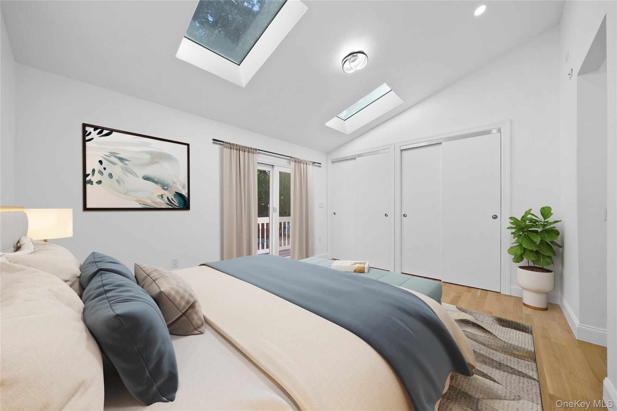 #20 photo, 53 E 13th Street, Huntington Station , NY 11746