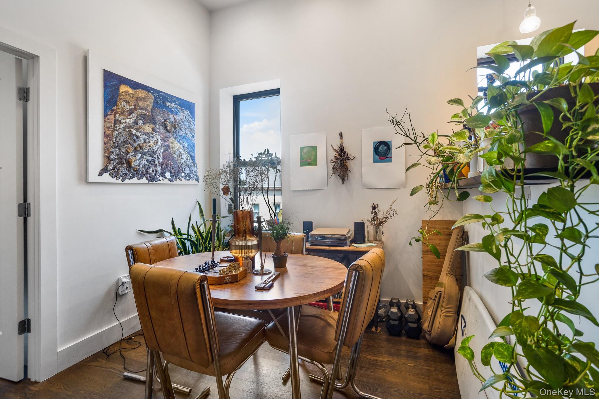 #2 photo, 880 Wyckoff Ave, ブルックリン区 Brooklyn , NY 1237