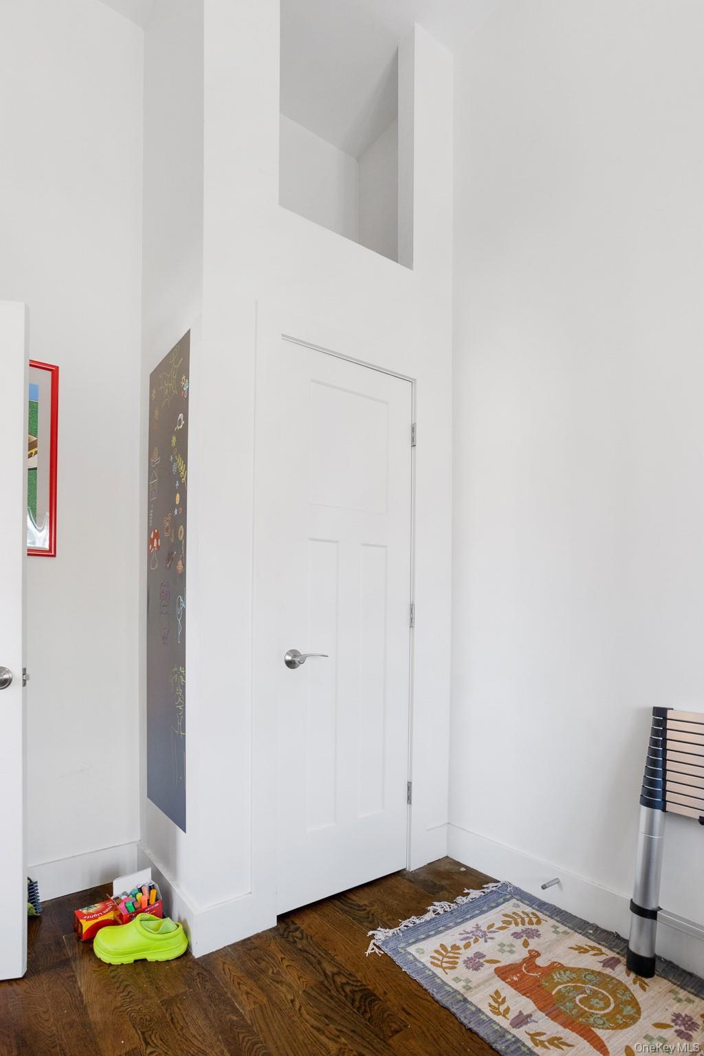 #8 photo, 880 Wyckoff Ave, ブルックリン区 Brooklyn , NY 1237