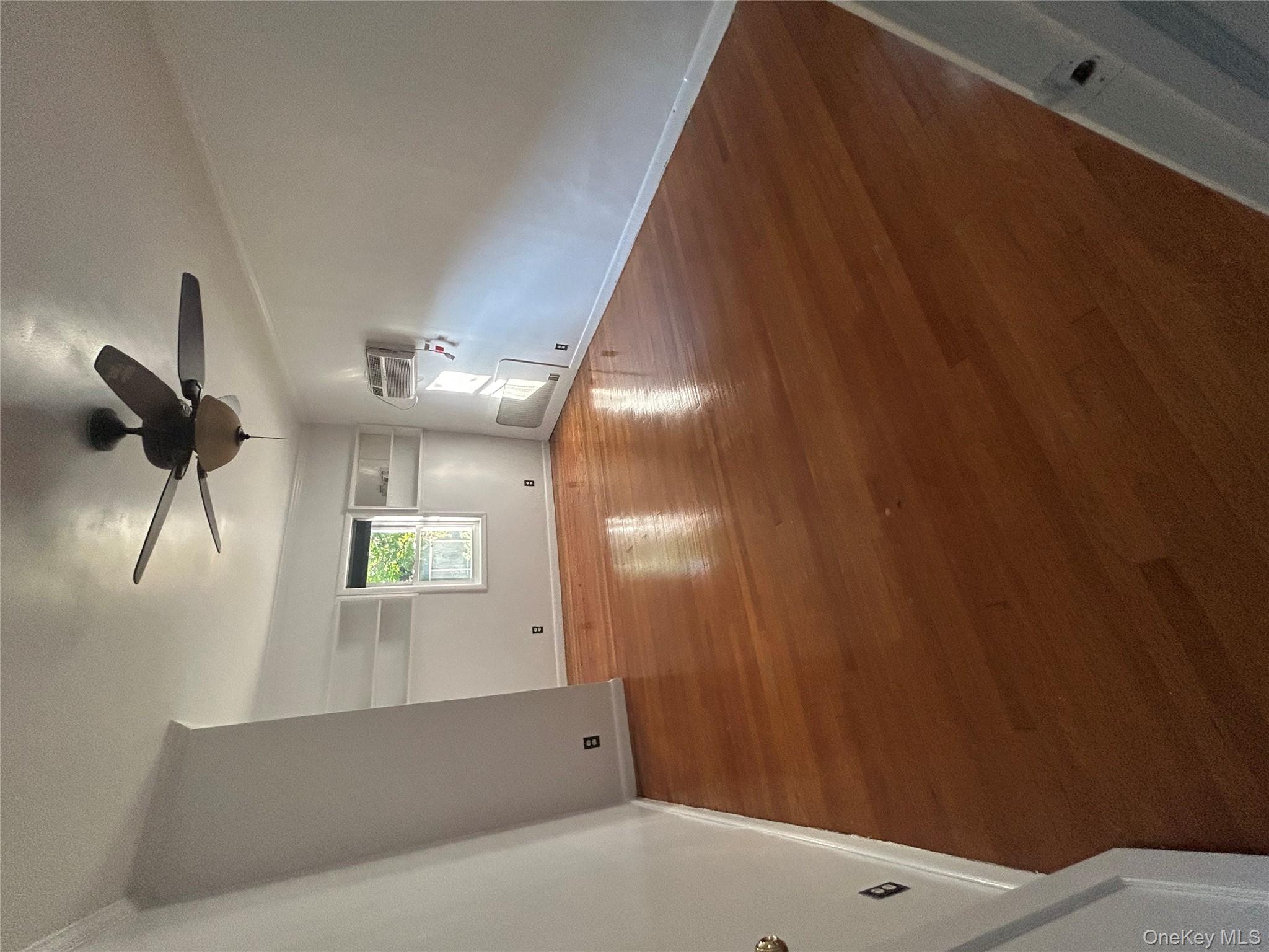 #8 photo, 141 Sterling Avenue, Yonkers , NY 10704