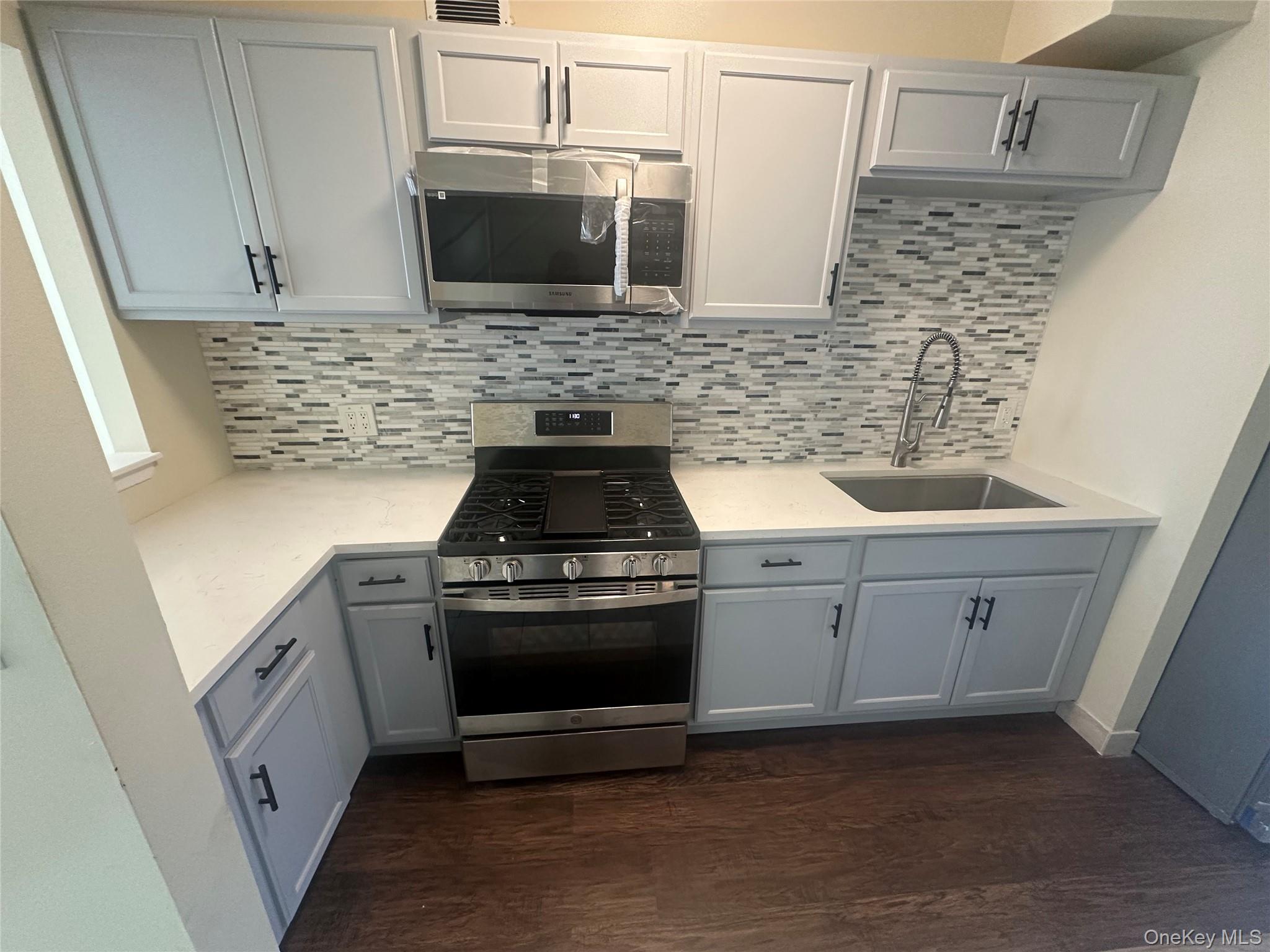 #3 photo, 782 Brook Avenue, ブロンクス区 Bronx , NY 10451